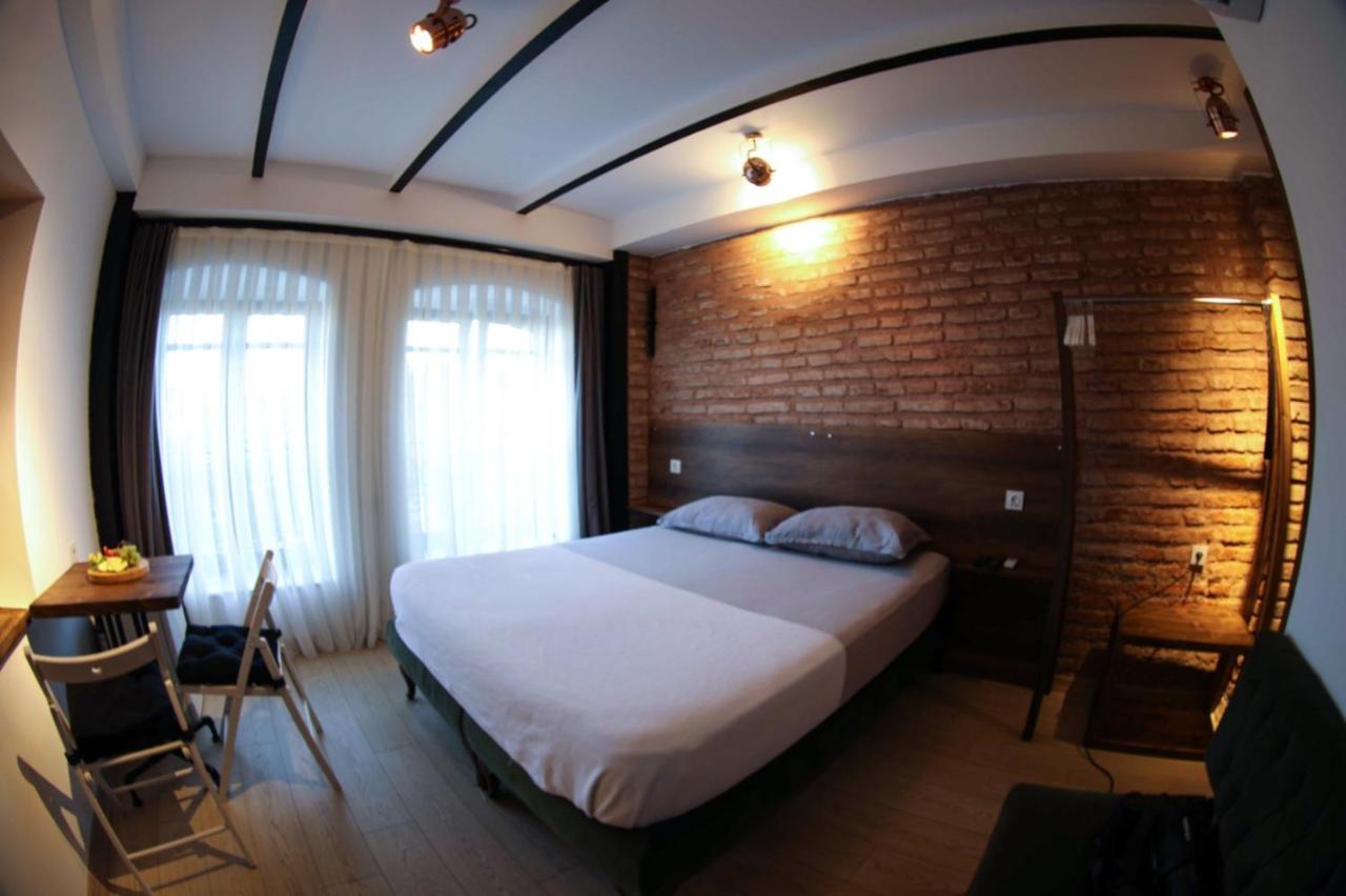 Fanus Suites Karakoey Истанбул Екстериор снимка