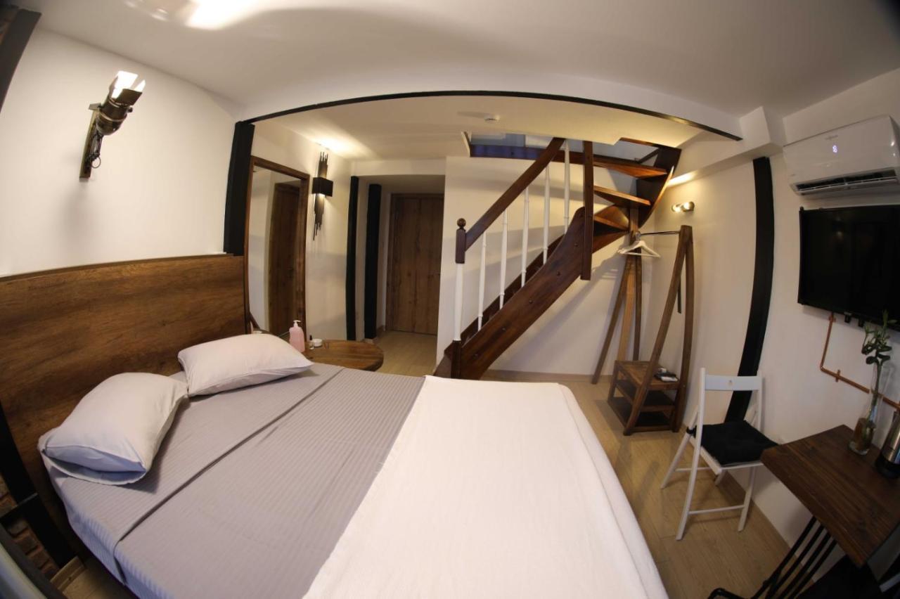 Fanus Suites Karakoey Истанбул Екстериор снимка
