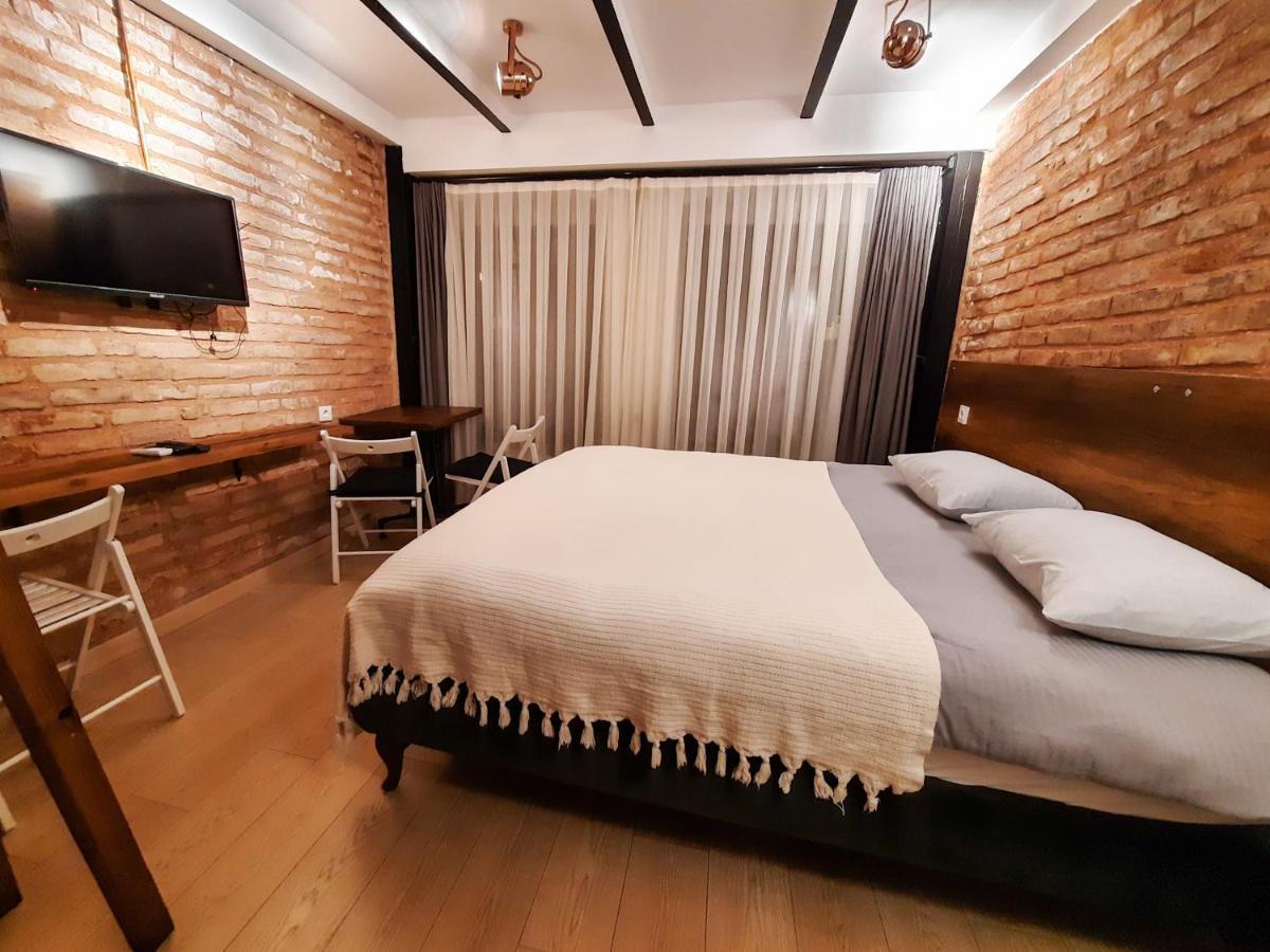 Fanus Suites Karakoey Истанбул Екстериор снимка